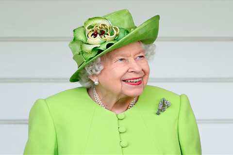 The Queen’s favourite fast food revealed – and it isn’t McDonald’s or KFC (but she does have a..