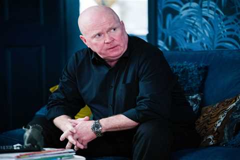 EastEnders viewers all have the same complaint as Phil Mitchell dodges prison AGAIN