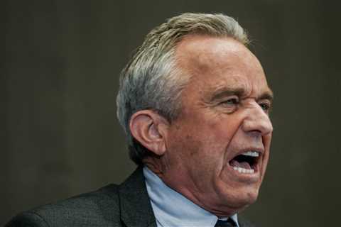 bitchy |  Robert Kennedy Jr. apologizes for calling Anne Frank at anti-vaccine rally