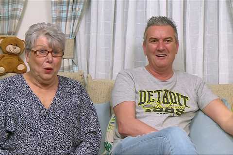 Gogglebox’s Izzi screams in horror as Jenny cheers over huge penis