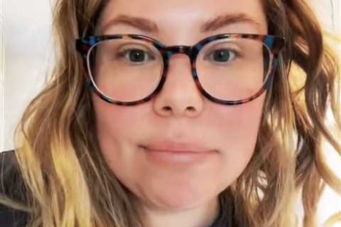 Teen Mom Kailyn Lowry claims Chris Lopez went WEEKS without seeing their sons Lux, 4, & Creed,..