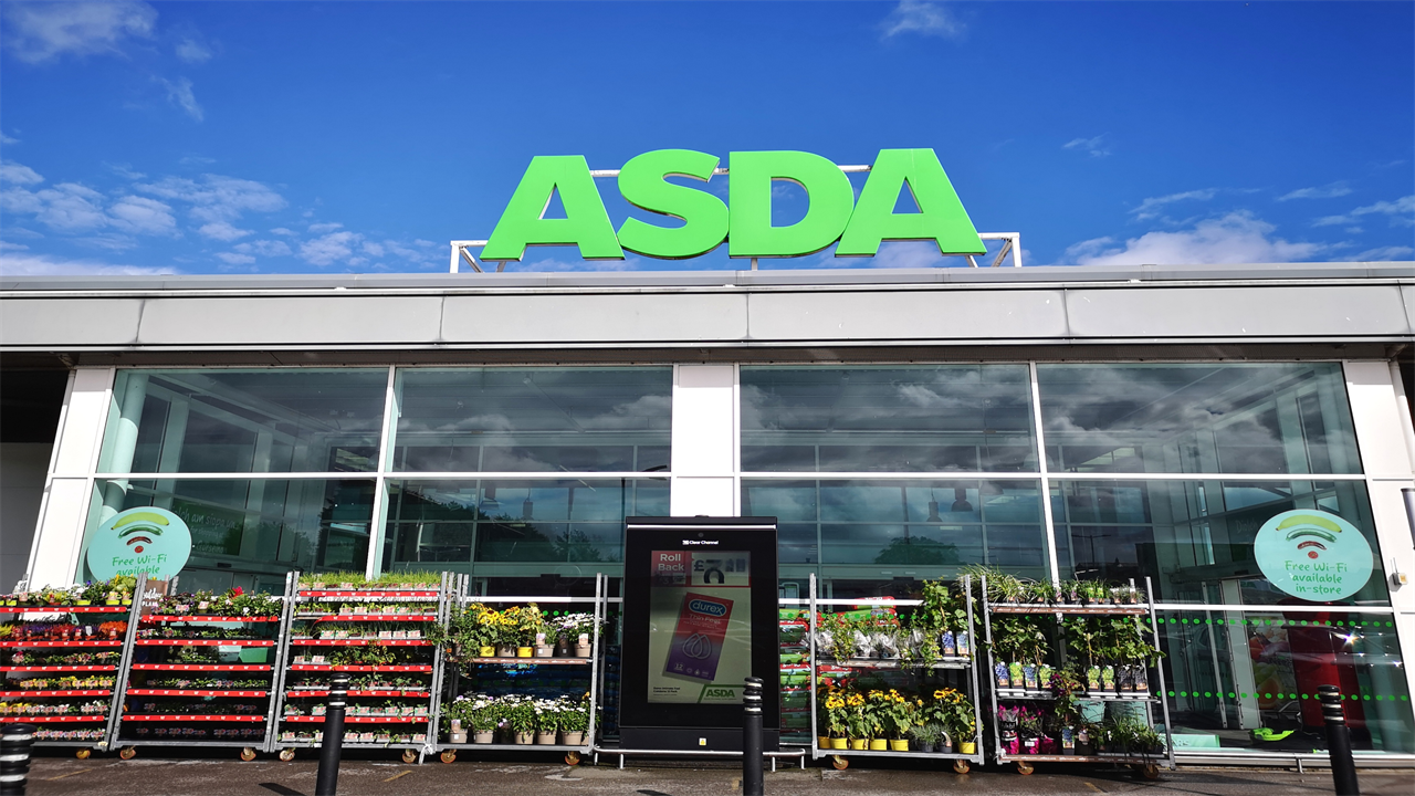 Asda Queen’s Jubilee Bank Holiday 2022 opening times: What time are stores open today?