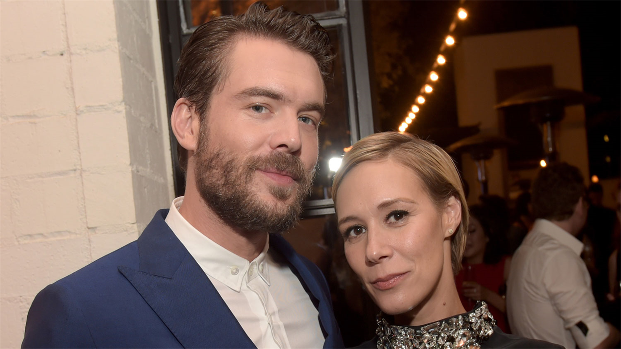 “How to Get Away With Murder” Charlie Weber & Liza Weil are back together