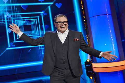 Alan Carr’s Epic Gameshow slammed by ‘bored’ fans who make the same complaint as ITV show returns