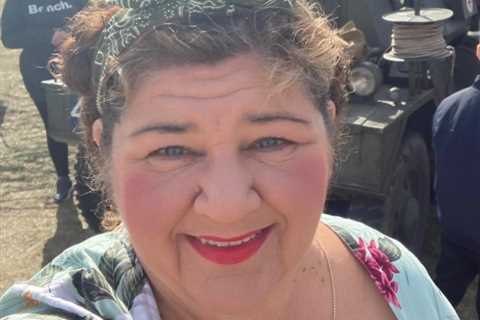 EastEnders Heather Trott actress Cheryl Fergison shows off incredible glam transformation with new..