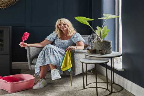 I’m the Queen of Clean… my hacks will revive your  knitwear – & the one place you should never..