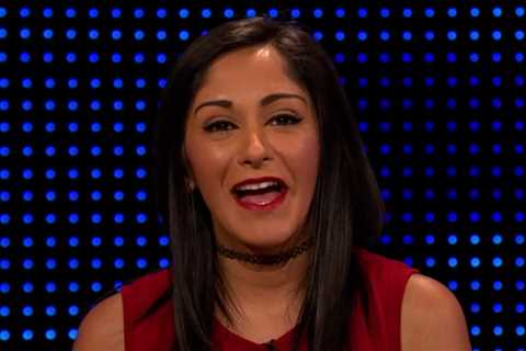 The Chase fans swoon over TWO stunning contestants