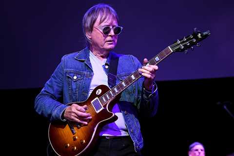 Kim Simmonds, Co-Founding Savoy Brown Guitarist, Dead at 75