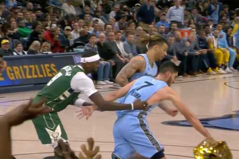 Bobby Portis ‘ridiculously’ scratches Grizzlies’ Santi Aldama in blowout