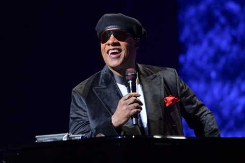 Stevie Wonder Presents House Full of Toys Benefit: ‘Let’s Show the World How to Love Again’