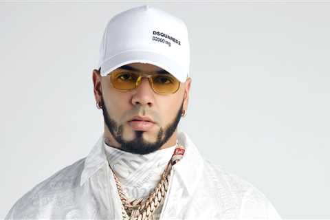 Anuel AA’s ‘LLNM2’ Debuts at No. 2 on Top Latin Albums Chart