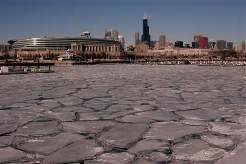 Massive bomb cyclone, wind chills threaten Saturday NFL games