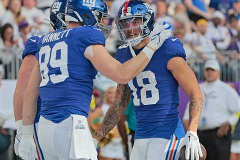 Giants hoping to make playoffs with unheralded receiving trio