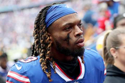 Ciara, Snoop Dogg, Kirk Franklin Offer Prayers For Bills Safety Damar Hamlin After Horrifying..