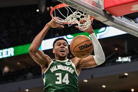 Giannis Antetokounmpo returns from injury with 55-point night in Bucks’ win