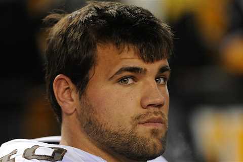 Former NFL Star Peyton Hillis Reportedly In ICU After Saving Kids From Drowning