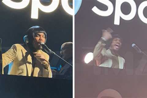 Anderson .Paak Threatens Crowd with R. Kelly Music Unless They Start Dancing