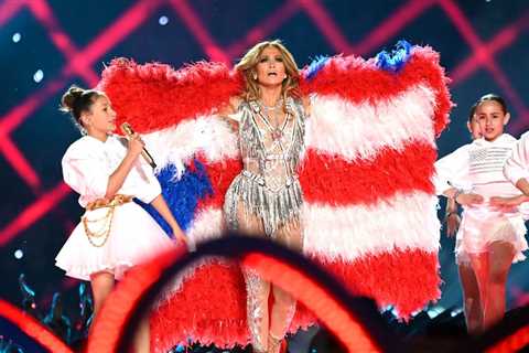 Jennifer Lopez Credits Emme for Giving Her ‘All the Energy’ for 2020 Super Bowl Halftime Performance