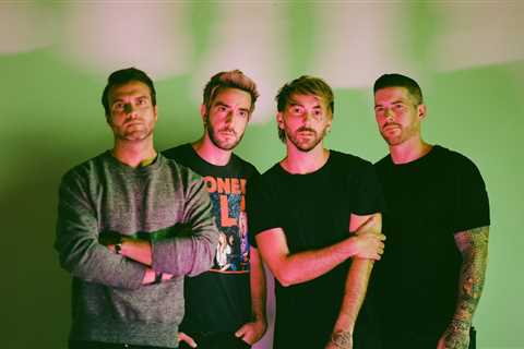 All Time Low’s ‘Sleepwalking’ Rules Alternative Airplay Chart