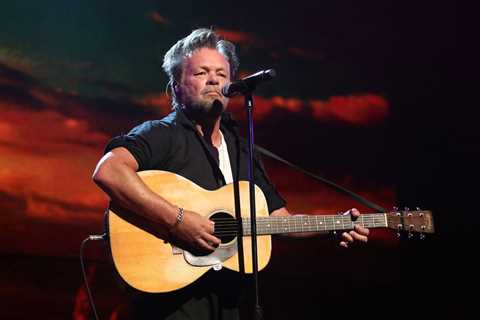 John Mellencamp Donates Archives to Indiana University