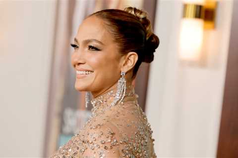 Jennifer Lopez Teases New Lingerie Collab With Sexy Intimissi Photo Shoot