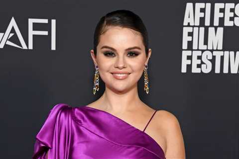 Selena Gomez Reflects on Body-Shaming After Lupus Diagnosis: ‘Nobody Deserves to Hear Those Things’
