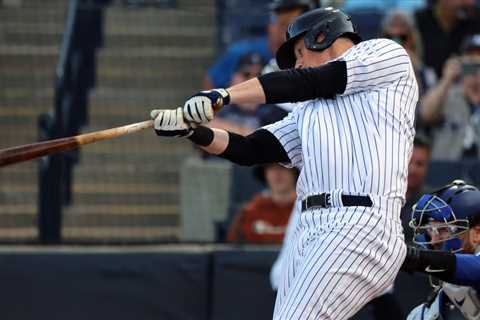 Yankees belt five home runs in spring training power show