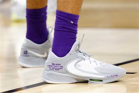 Furman’s Jalen Slawson foreshadowed Virginia upset with sneaker message