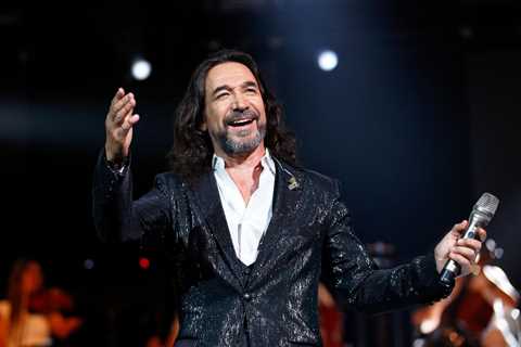 Marco Antonio Solis Pours 40 Years of Hits at El Buki Tour Stop in Miami