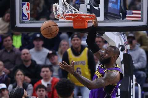 LeBron James wins it for Lakers on second try in OT victory over Jazz