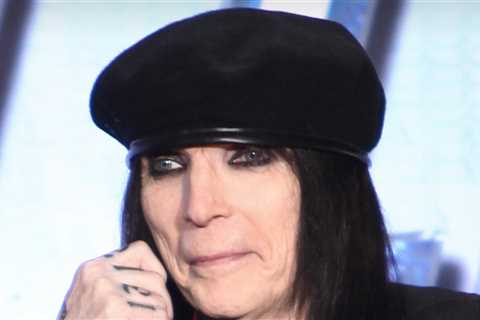 Motley Crue Guitarist Mick Mars Sues Band, I'm Getting Ripped Off