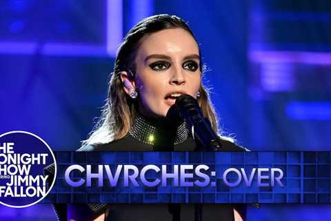 Watch Chvrches’ Very Sparkly Fallon Performance