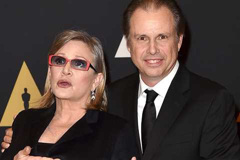 Carrie Fisher's Brother Upset He's Snubbed from Her Walk of Fame Guest List