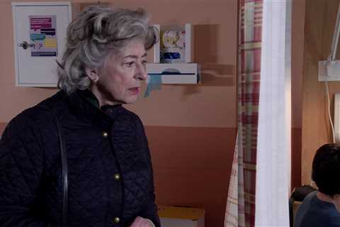 Evelyn Plummer makes an emotional confession in Coronation Street