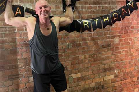 Judge Rinder shows off his ripped figure in ‘thirst’ trap snap to celebrate birthday