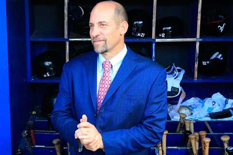 John Smoltz and other analysts making MLB broadcasts intolerable