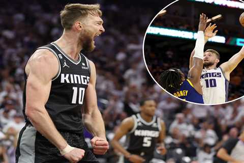 Kings’ Domantas Sabonis lands five-year, $217 extension to avoid open market