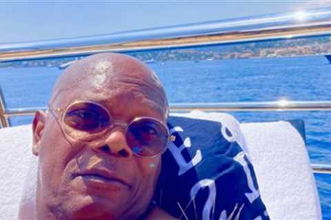 Samuel L. Jackson Has Acupuncture Sesh Aboard Magic Johnson's Mega Yacht