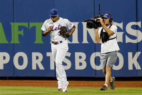 YES cameraman Pete Stendel gets well wishes after ‘scary’ Yankee Stadium scene: ‘Living legend’