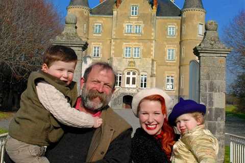 Escape to the Chateau’s Dick Strawbridge pays tribute to rarely-seen daughter in poignant post