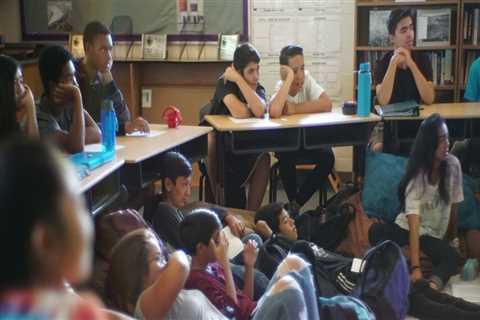 The Impact of Educational Policies on Filipino Lives in Hawaii