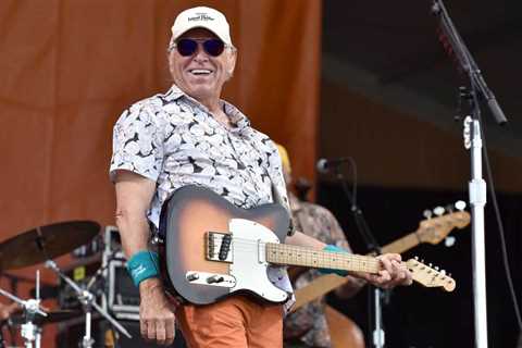 Jimmy Buffett Mourned by Kenny Chesney, Elton John, Alan Jackson, Sammy Hagar & More: ‘Sail..