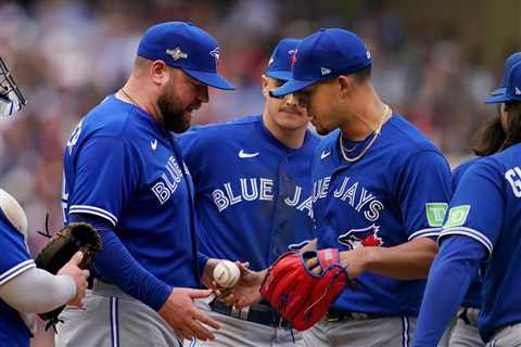 Whit Merrifield rips Blue Jays for pulling Jose Berrios at 47 pitches: ‘I hated it’