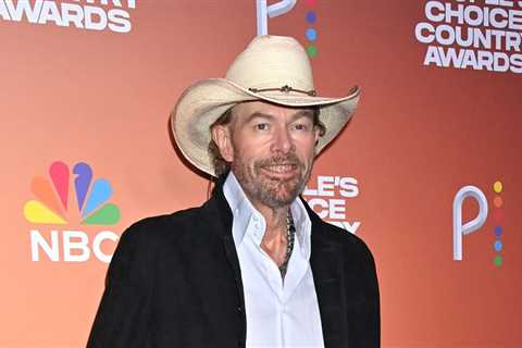 Toby Keith Tops Country Digital Song Sales Chart With ‘Don’t Let the Old Man In’