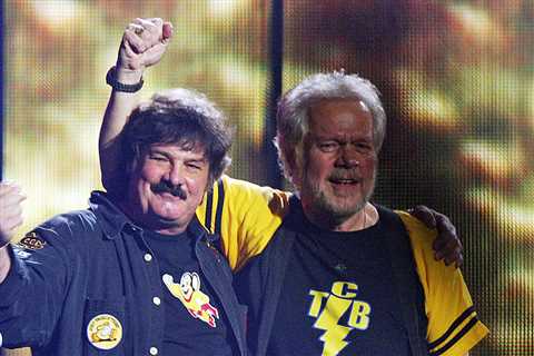 Randy Bachman and Burton Cummings Sue Current Guess Who Band