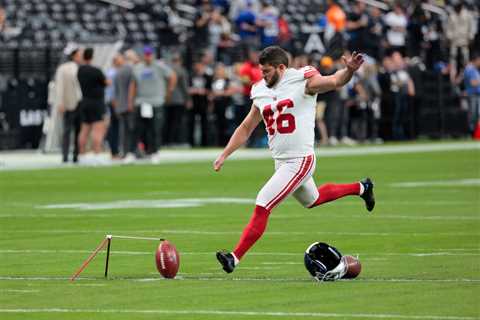 Giants noncommittal on kicker decision between Randy Bullock, Cade York