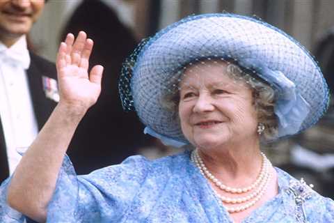 When did the Queen Mother die and how old was she?