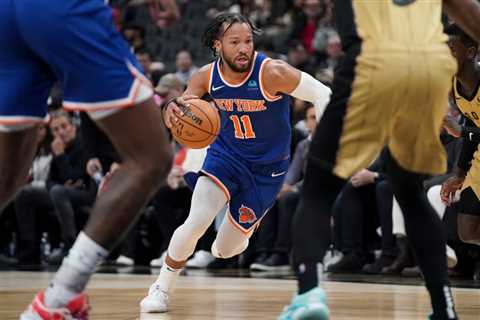 Jalen Brunson’s knack for drawing charges becoming key Knicks weapon: ‘Inspires’