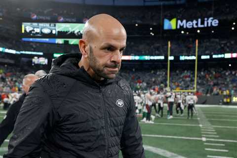 Robert Saleh ‘moving on’ after Joe Benigno text debacle over Jets’ Zach Wilson