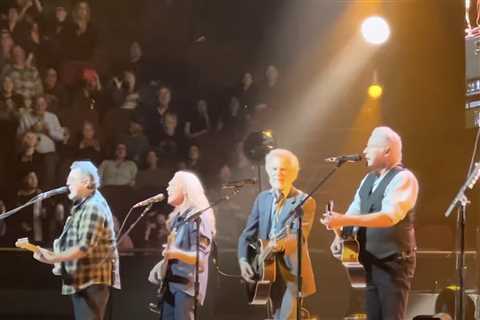 Eagles Bring Out Special Guest at Los Angeles Concerts